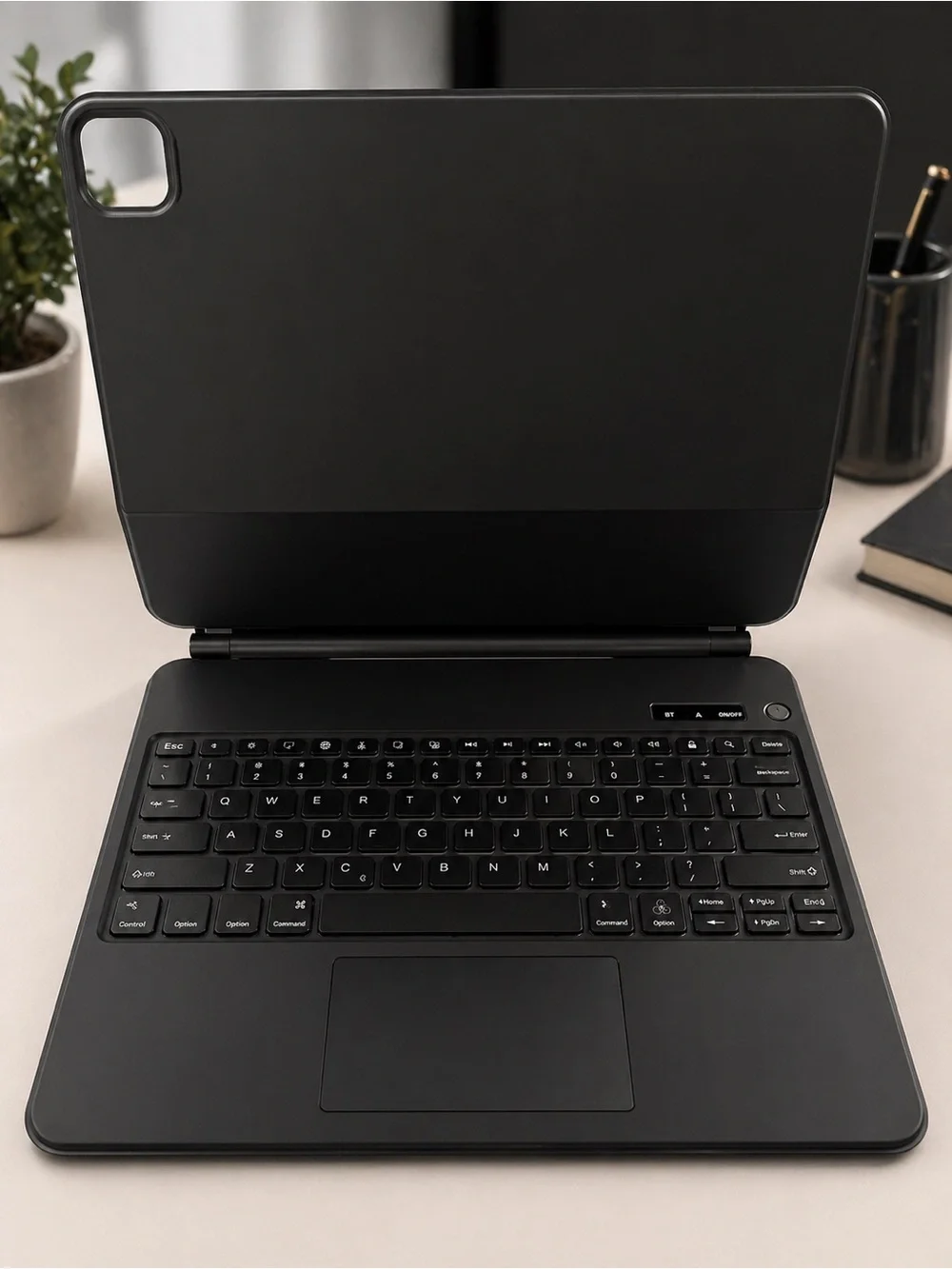 13” in magnetic keyboard tablet case